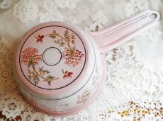 画像4: ピンクのぼかし花柄蓋つき片手鍋 (4)