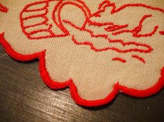 画像6: リネンレッドワーク刺繍飾り布 (6)