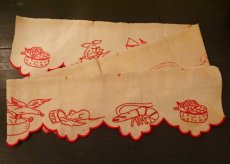 画像2: リネンレッドワーク刺繍飾り布 (2)