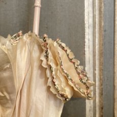 画像2: ロココリボン装飾　ベビーピンクのシルクパラソル (2)