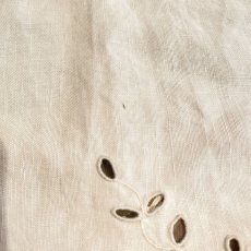 画像8: リネンリシュリー刺繍クロス フリンジ付き (8)