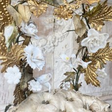 画像8: グローブ・ド・マリアージュ　メタルゴールド装飾・陶器の花の装飾の台座 (8)