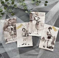 画像1: セピア色の少女達のポストカード4枚セット (1)