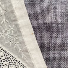 画像8: ホワイト刺繍とアイリッシュクロッシェの付け襟 (8)