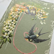 画像3: ピンクのリボンをくわえたツバメとガーデニアの花のポストカード (3)
