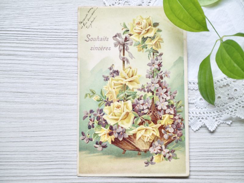 スミレと黄薔薇の花籠ポストカード Torico Lore