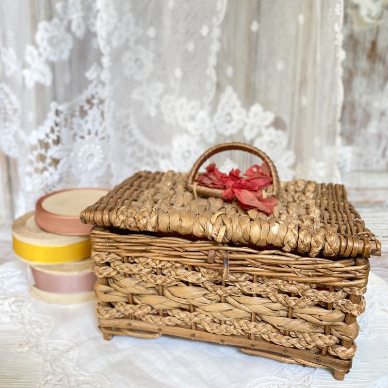 [新品未使用] 手提げ花籠　＊イギリス製　F.O.B COOP フォブコープ 新品未使用] 手提げ花籠＊イギリス製F.O.B COOP フォブコープ