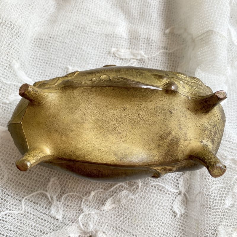 アールヌーボーな花模様 コフレアビジュー Torico Lore